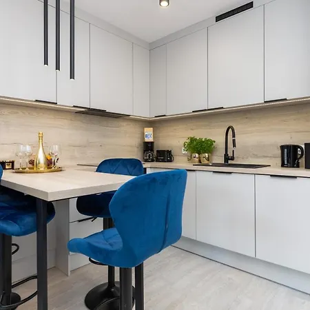 Seaside 4 Pory Roku Apartment