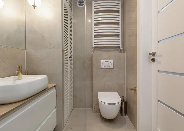 Seaside 4 Pory Roku Apartamento *